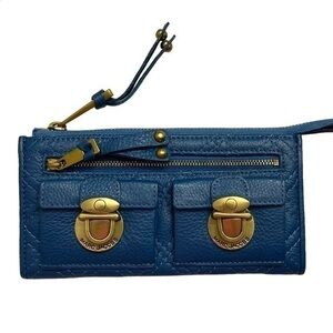 Marc jacobs blue quilted leather clutch